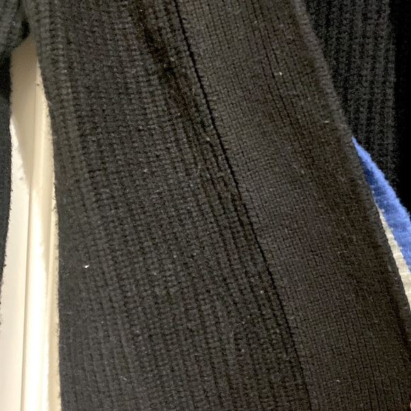 Kit and Ace sweater - Picture 7 of 7